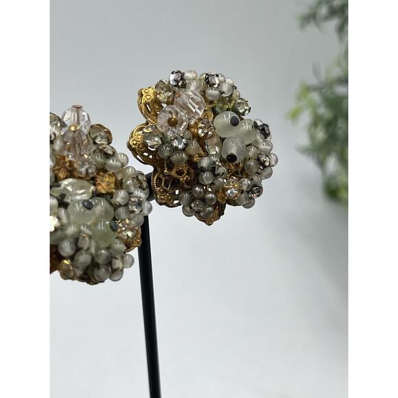 Robert Vintage Rhinestone Faux Pearl Layered Filigree Cluster Clip On Earrings - Picture 6 of 16